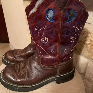 Ariat’s Fat baby’s